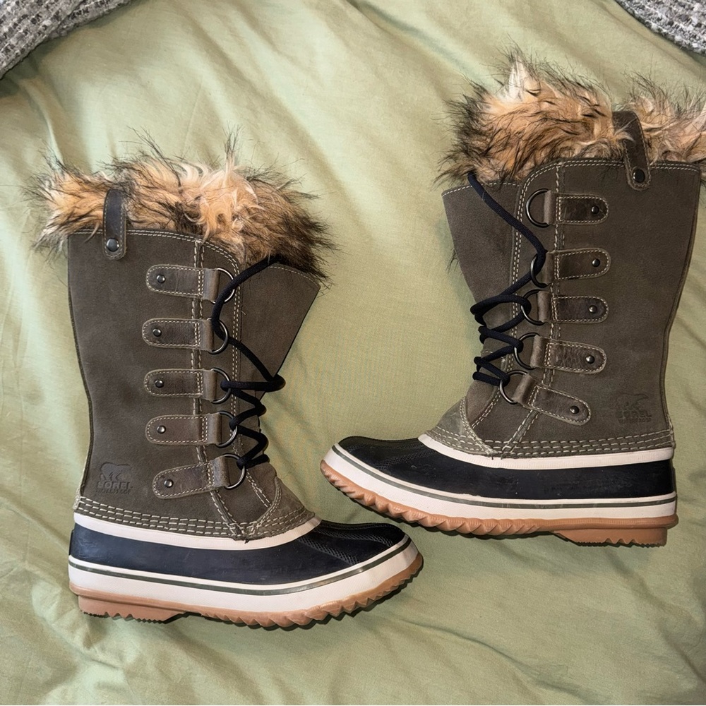 Sorel Joan of Arctic II Nori Green Suede Boots Snow Winter 6